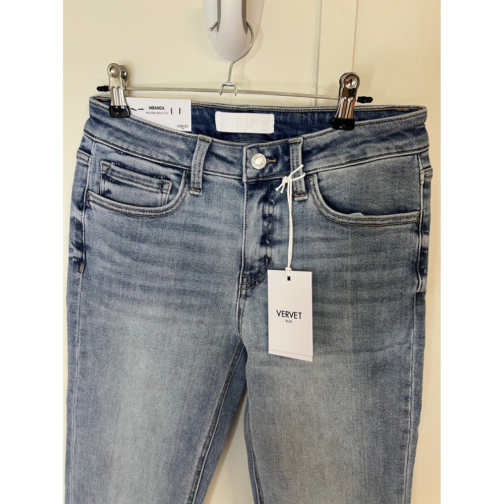 Vervet Blue Miranda Mid-Rise Boot Cut Jeans Light Wash Denim Size 28 NWT